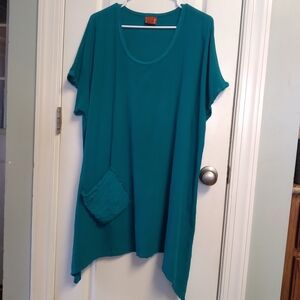 Oh My Gauze! Teal Scoop Neck Short Sleeve Tunic W  Pocket Fits A 2X-3X. Like New